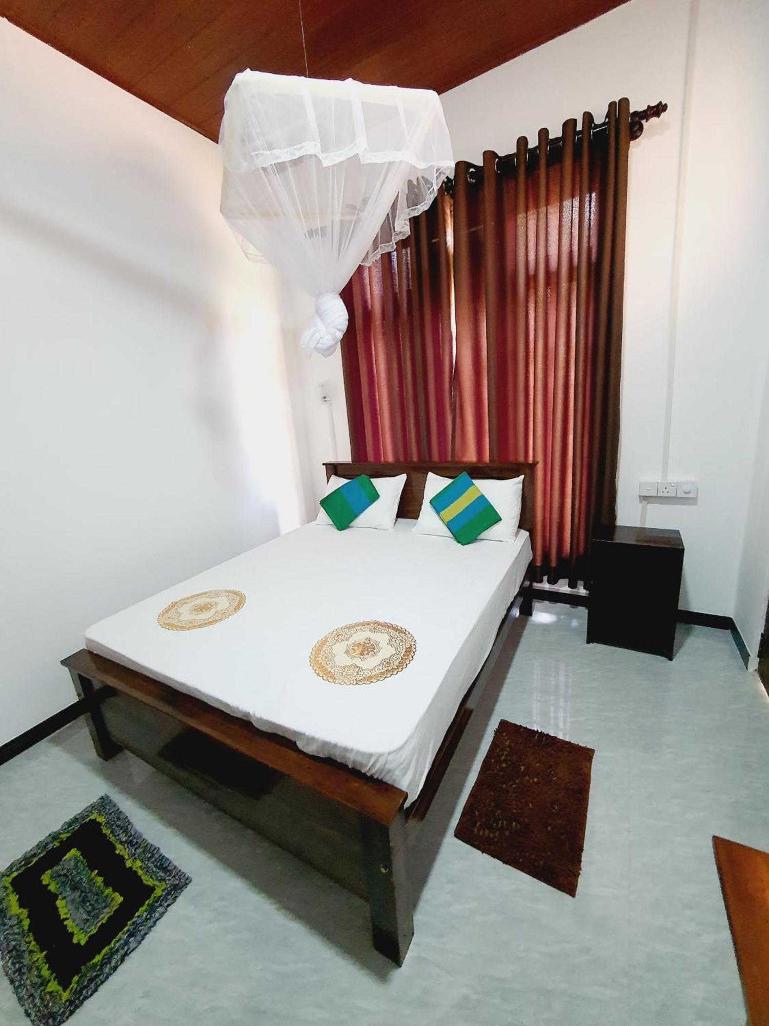 Sanu Home Stay Сигирия Экстерьер фото