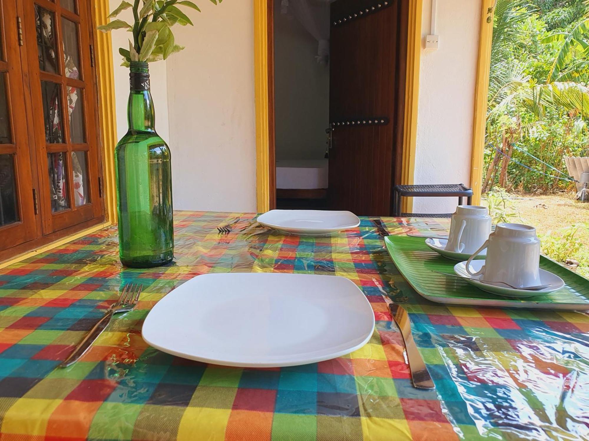 Sanu Home Stay Сигирия Экстерьер фото