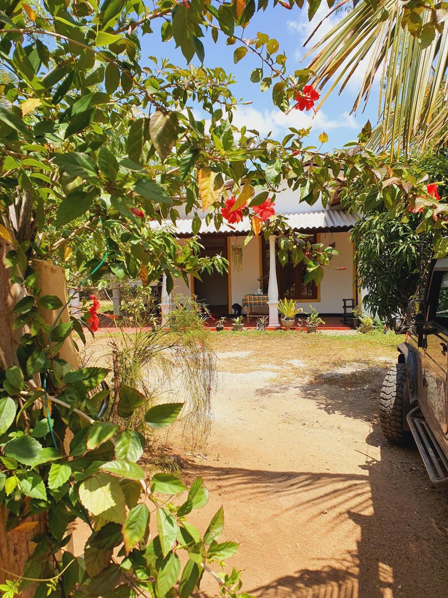 Sanu Home Stay Сигирия Экстерьер фото
