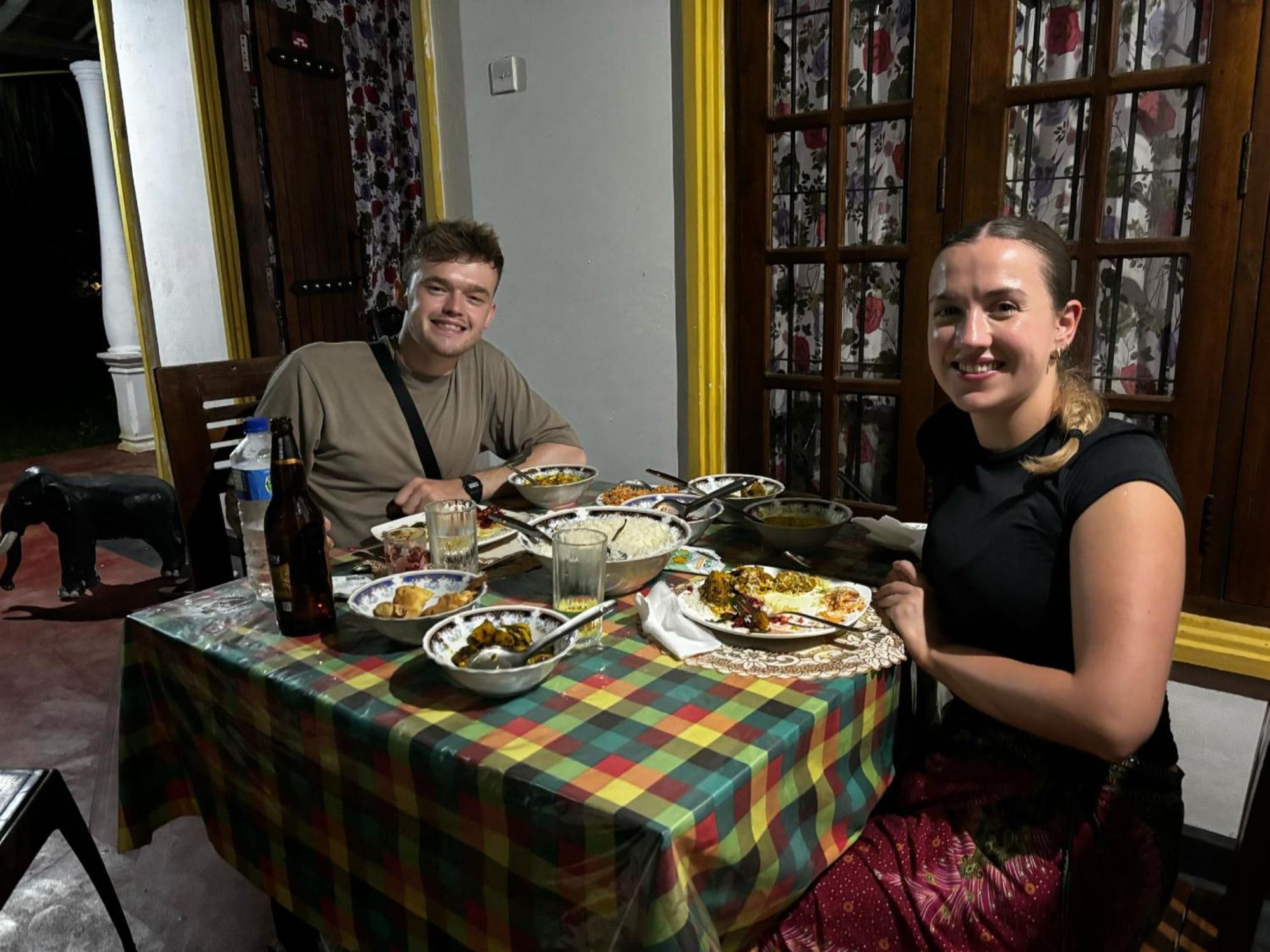 Sanu Home Stay Сигирия Экстерьер фото